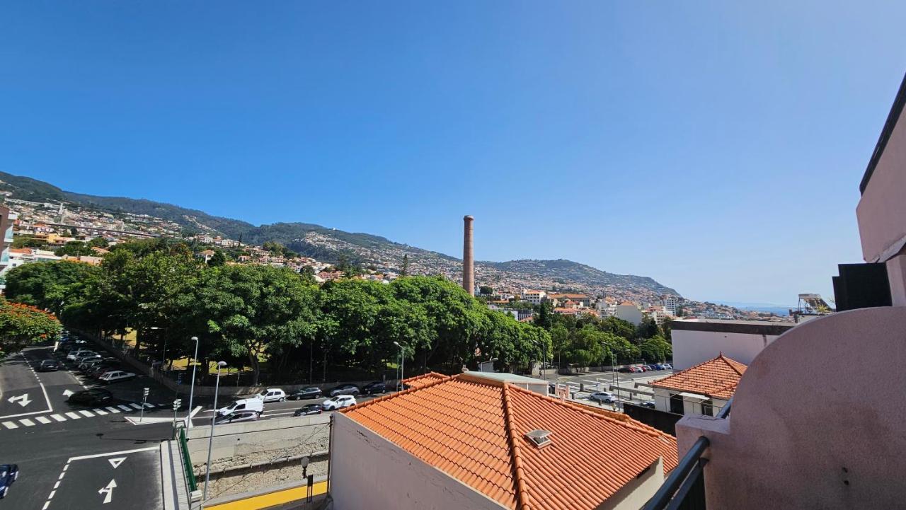 Garden And Seaview Apartment - Free Parking Funchal  Zewnętrze zdjęcie